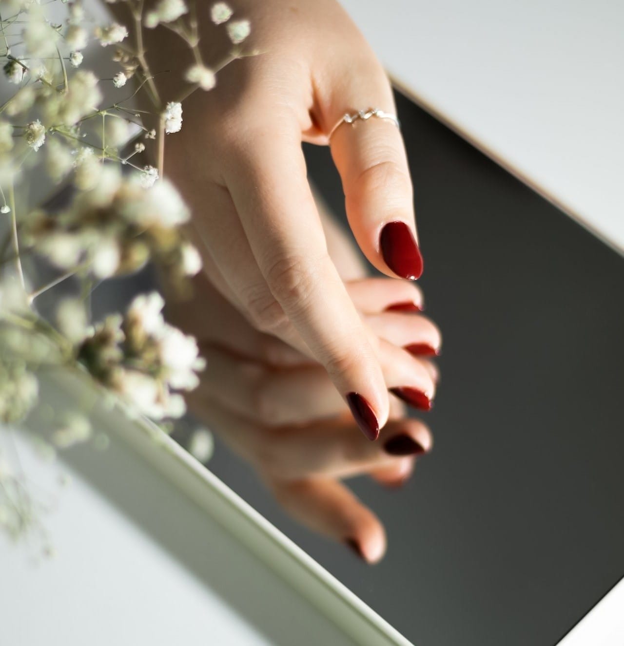 burgundy nails with gold