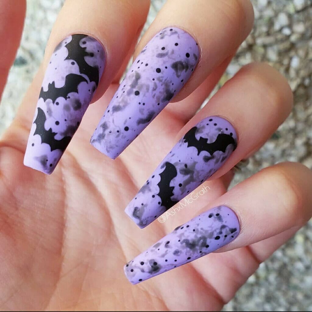 matte-witches-and-bats-nails
