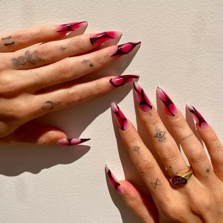 Blood-Red-Aura-Ombré-Nails