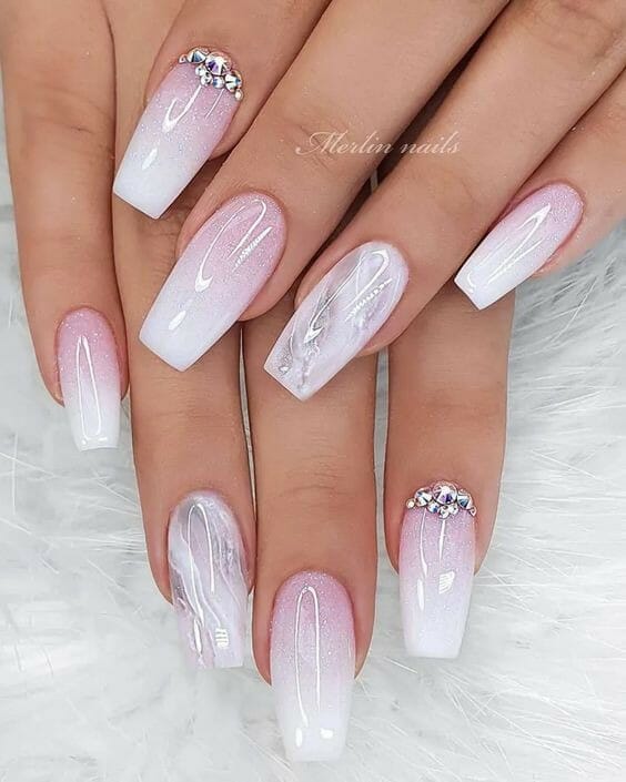 Marble-White-Nails-With-Studded-Diamond