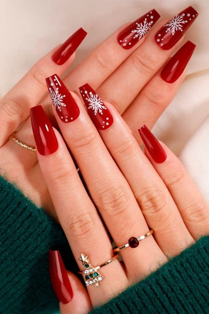 Winter Wonderland Nails in red