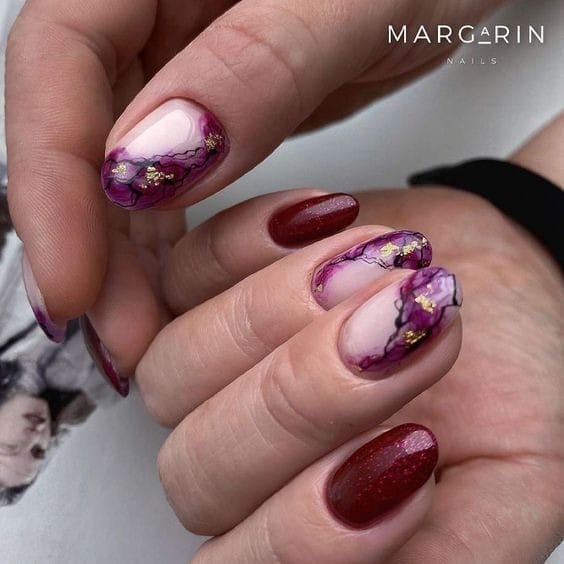 Burgundy Watercolor Hues nails