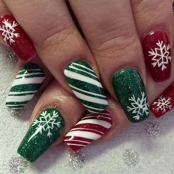 Simple Christmas Stripes With Red And Green Nails
