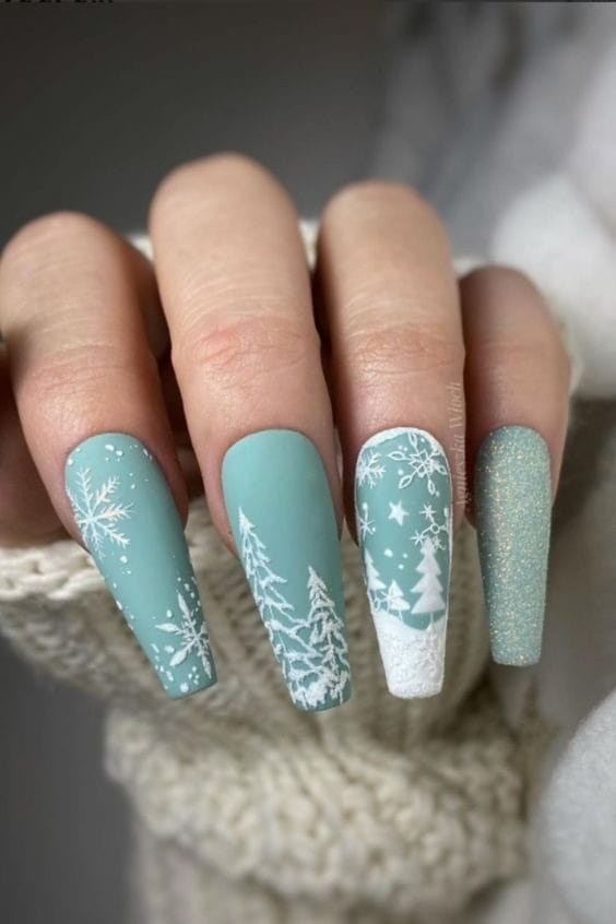 winter Snowy Nails