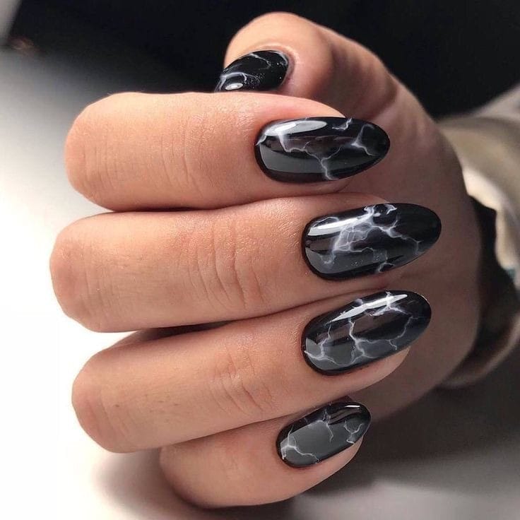 round black marble nails