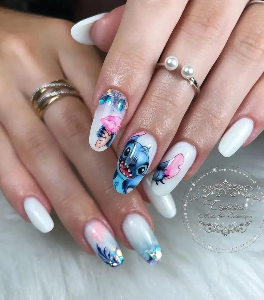 Stitch disney nails