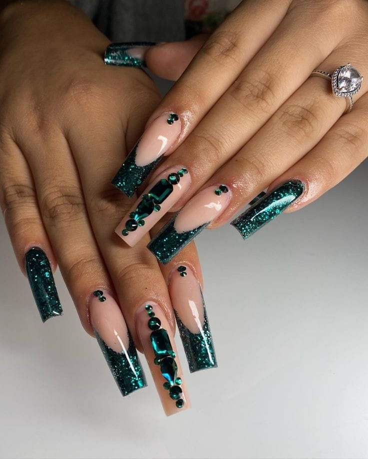 French Tip Quinceanera Emerald Green Nails