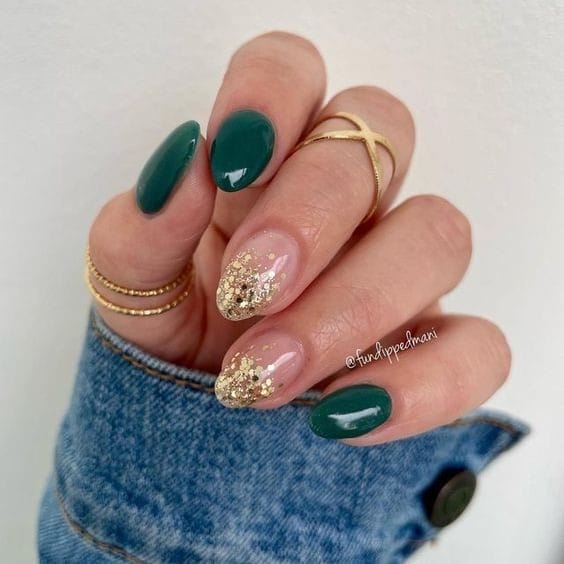 Short Emerald Green Nails With Gold