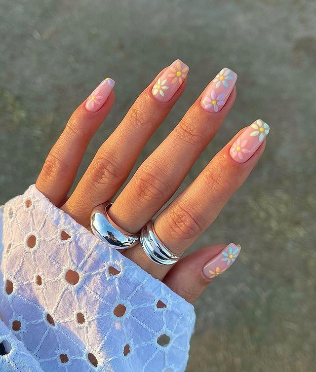 Pastel Flowers nails 