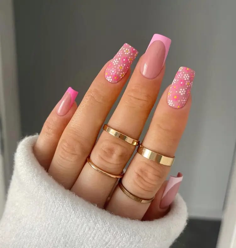 Mini Pink Flowers nails