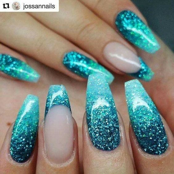 Tiffany Blue Sparkles nails